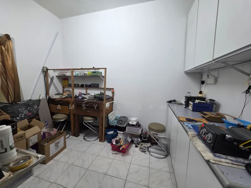 Rumah Teres 2 Tingkat untuk Dijual di Shah Alam (Selangor) - Amsyar Jamil - Study - PropertyGuru.com.my