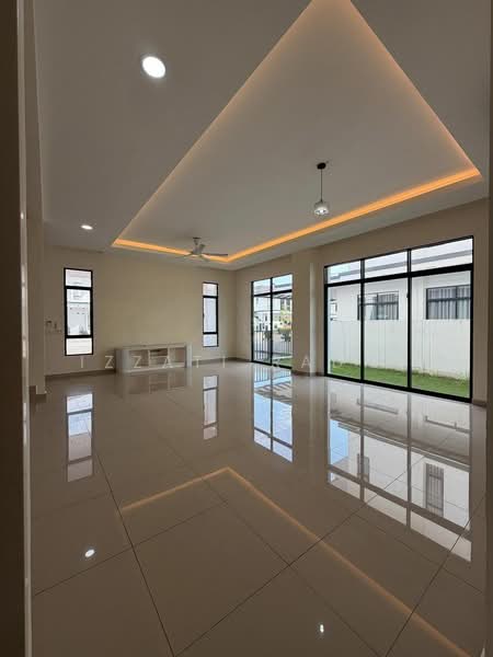 Rumah Berkembar untuk Disewa di Kuala Selangor (Selangor) - Izzati Radin - Living Room - PropertyGuru.com.my