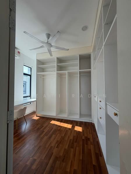 Rumah Berkembar untuk Disewa di Kuala Selangor (Selangor) - Izzati Radin - Study - PropertyGuru.com.my