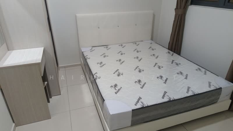 Servis Apartment untuk Disewa di Seiring Residensi - Hairul Haizat - Bedroom - PropertyGuru.com.my