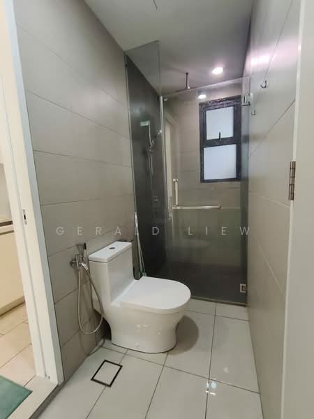 Service Residence for Rent at Skyluxe On The Park Bukit Jalil - Gerald Liew - Bathroom - PropertyGuru.com.my