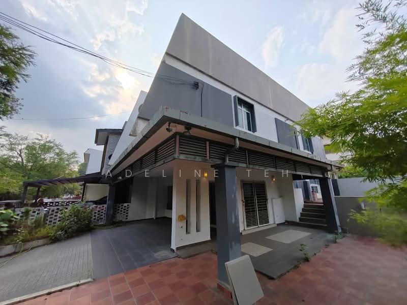 Rumah Teres 2 Tingkat untuk Dijual di Taman Desa (Kuala Lumpur) - Adeline Teh - Exterior - PropertyGuru.com.my