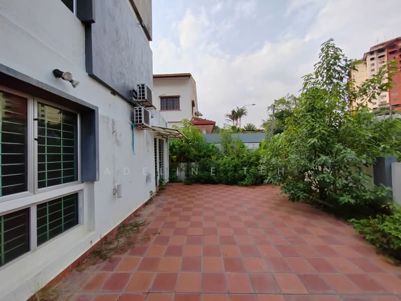 Rumah Teres 2 Tingkat untuk Dijual di Taman Desa (Kuala Lumpur) - Adeline Teh - Exterior - PropertyGuru.com.my
