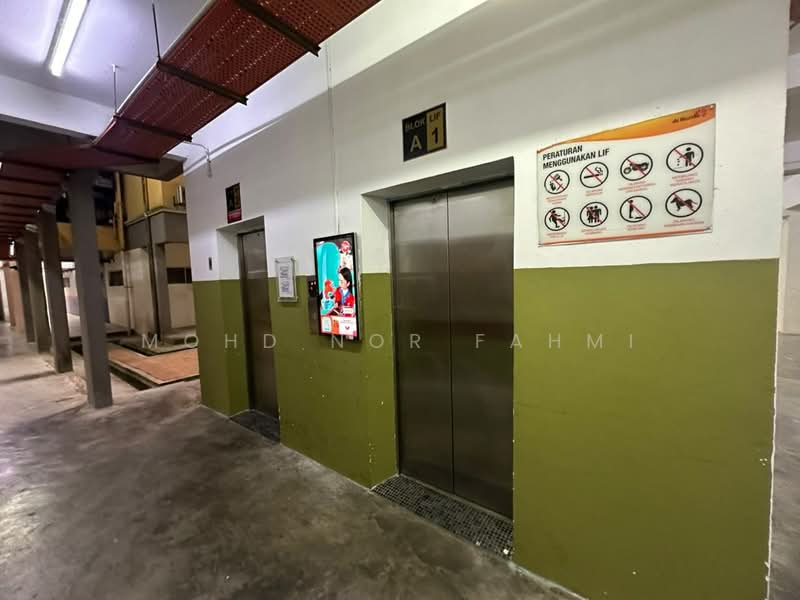 Kondominium untuk Dijual di De Rozelle - Mohd Nor Fahmi - Corridor - PropertyGuru.com.my