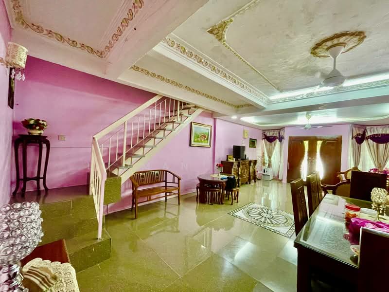 Terraced House for Sale in Batu 9 (Cheras) - Luqman Ramli - Living Room - PropertyGuru.com.my