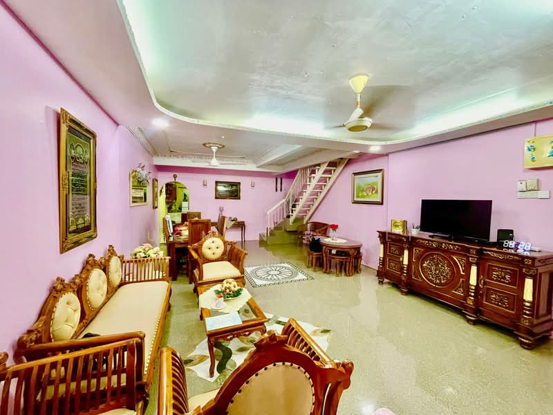 Terraced House for Sale in Batu 9 (Cheras) - Luqman Ramli - Living Room - PropertyGuru.com.my