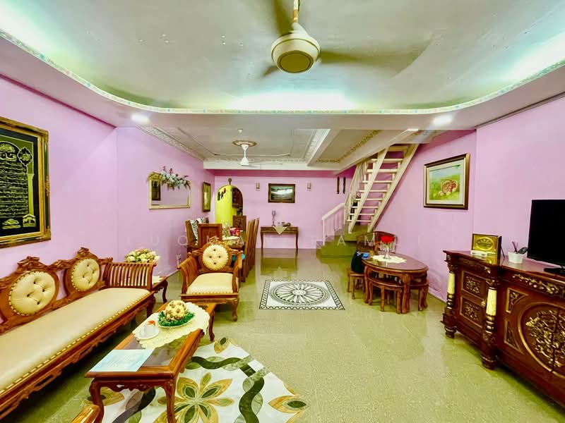 Terraced House for Sale in Batu 9 (Cheras) - Luqman Ramli - Living Room - PropertyGuru.com.my