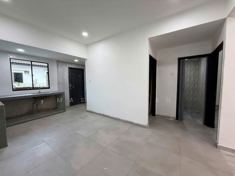 1-storey Terraced House for Sale in Taman Sentosa (Klang) - Mason Chiah - Kitchen - PropertyGuru.com.my