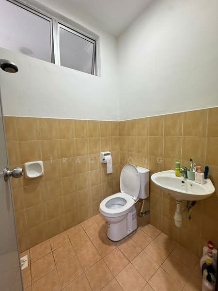 Rumah Teres 2 Tingkat untuk Dijual di Taman Seri Orkid (Skudai) - Tracy Ong - Bathroom - PropertyGuru.com.my