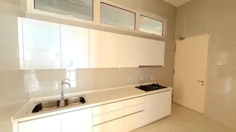 Kondominium untuk Dijual di Damansara Foresta - Wind Mah - Kitchen - PropertyGuru.com.my