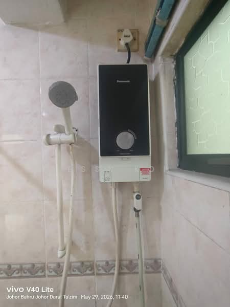 Rumah Teres 2 Tingkat untuk Disewa di Perling (Johor) - Jessy Koh - Bathroom - PropertyGuru.com.my