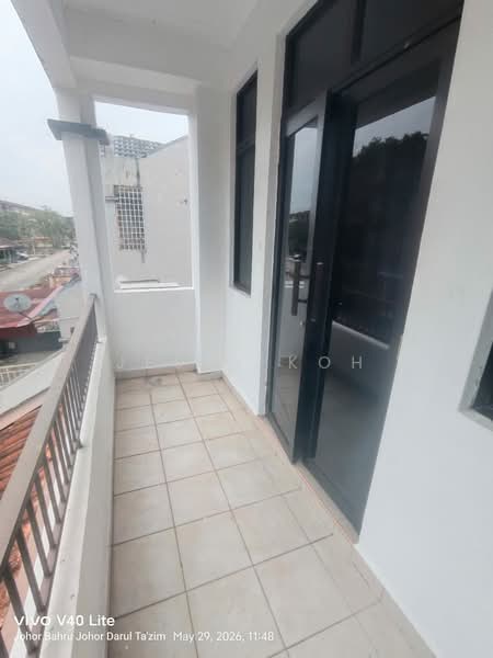 Rumah Teres 2 Tingkat untuk Disewa di Perling (Johor) - Jessy Koh - Balcony - PropertyGuru.com.my