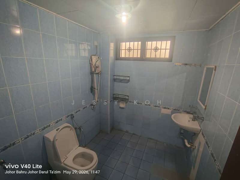Rumah Teres 2 Tingkat untuk Disewa di Perling (Johor) - Jessy Koh - Bathroom - PropertyGuru.com.my
