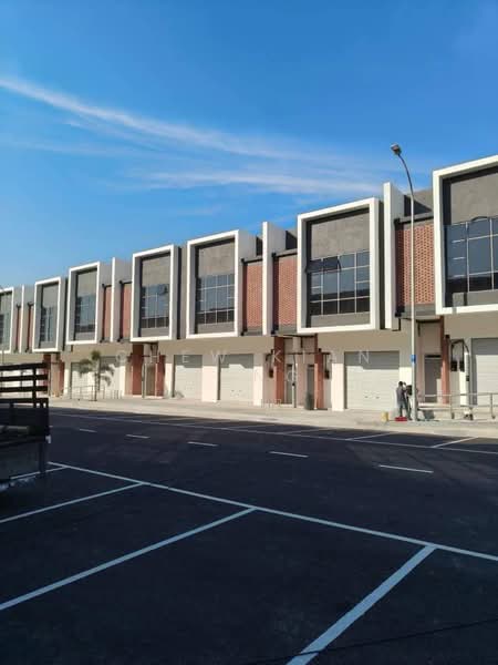 Kedai / Pejabat untuk Dijual di Bandar Ainsdale (Seremban) - Chew Kian Hong - Exterior - PropertyGuru.com.my