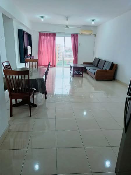 Kondominium untuk Dijual di Sea View Tower - Simon Ng - Living Room - PropertyGuru.com.my