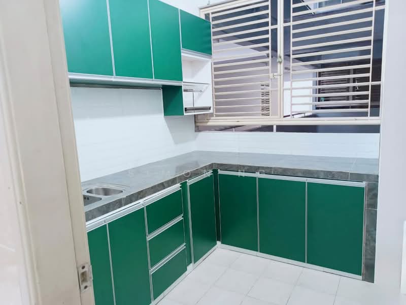 Kondominium untuk Dijual di Sea View Tower - Simon Ng - PropertyGuru.com.my
