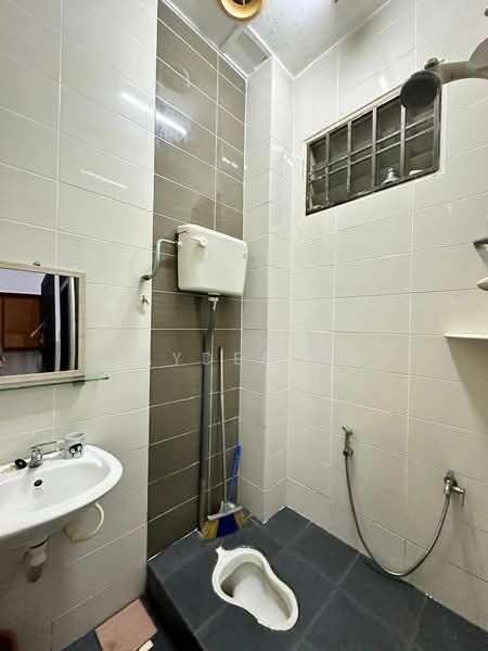 1-storey Terraced House for Sale in Bukit Indah (Iskandar Puteri (Nusajaya)) - Jayden Ng - Bathroom - PropertyGuru.com.my