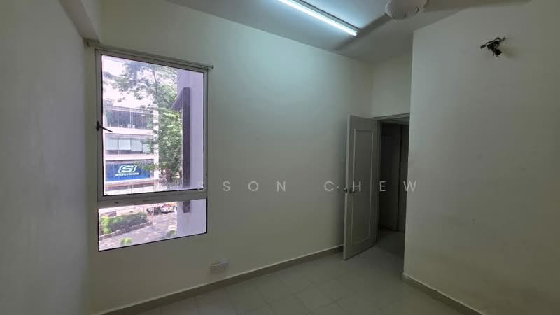 Condominium for Sale at Gurney Park Condominium - Alisson Chew - Interior - PropertyGuru.com.my