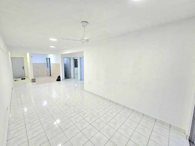 Apartment for Sale at Apartment Selasih - Wind Mah - Living Room - PropertyGuru.com.my