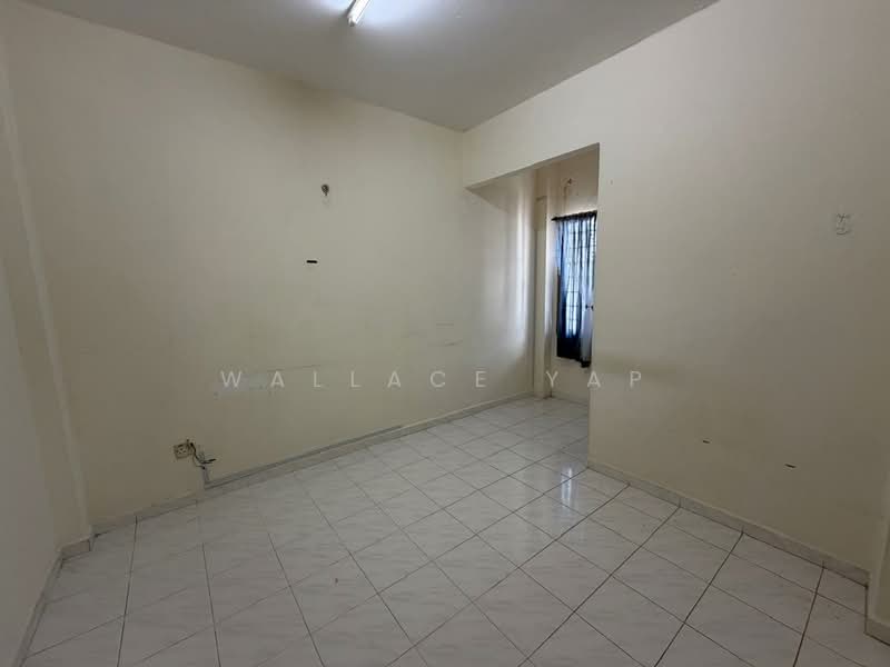 Pangsapuri untuk Disewa di Teratai Mewah Apartment Block 15,17,19,21 - Wallace Yap - Interior - PropertyGuru.com.my