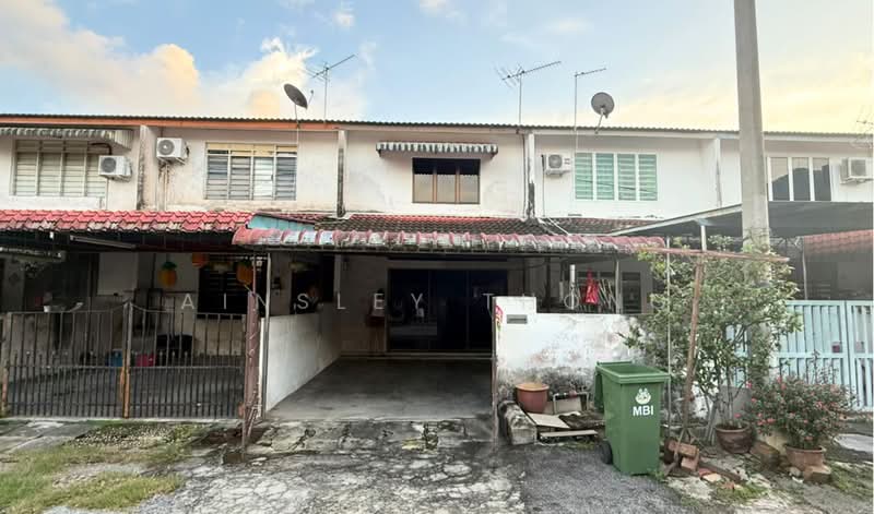 1.5-storey Terraced House for Sale in Ipoh (Perak) - Ainsley Thong - Exterior - PropertyGuru.com.my