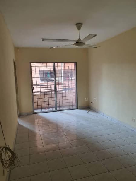 Kondominium untuk Dijual di Idaman Sutera - Amber Ng - Living Room - PropertyGuru.com.my