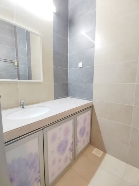 Rumah Teres 2 Tingkat untuk Dijual di Taman Perling (Perling) - May Lim - Bathroom - PropertyGuru.com.my