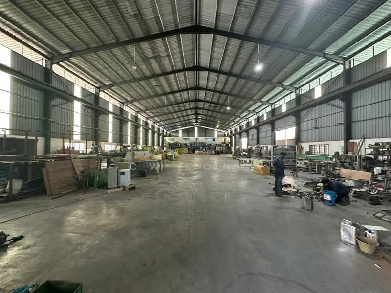 Warehouse for Rent in Kampung Baru Sungai Buloh (Sungai Buloh) - CW Kong - Interior - PropertyGuru.com.my