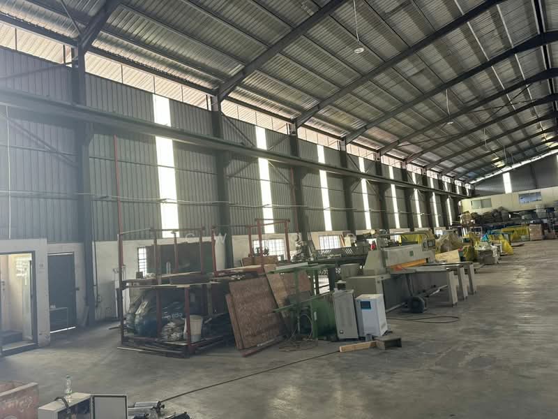 Warehouse for Rent in Kampung Baru Sungai Buloh (Sungai Buloh) - CW Kong - Interior - PropertyGuru.com.my