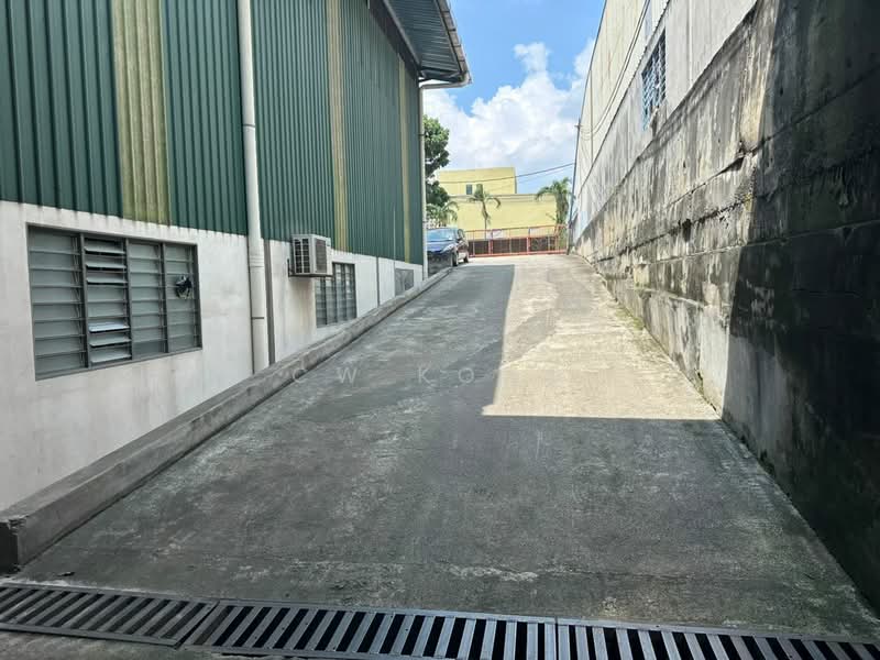 Warehouse for Rent in Kampung Baru Sungai Buloh (Sungai Buloh) - CW Kong - Exterior - PropertyGuru.com.my