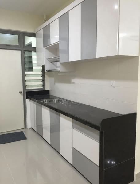 Kondominium untuk Dijual di All Seasons Park - Lenny Goon - Kitchen - PropertyGuru.com.my