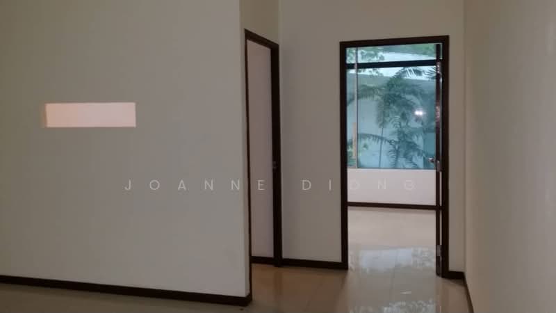 Retail Office for Rent in KL City Centre (Kuala Lumpur) - Joanne Diong - Interior - PropertyGuru.com.my