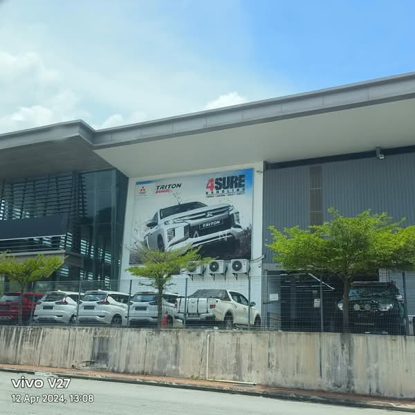 Shop / Office for Sale in Taman Balakong Jaya (Balakong) - Chan . - Exterior - PropertyGuru.com.my