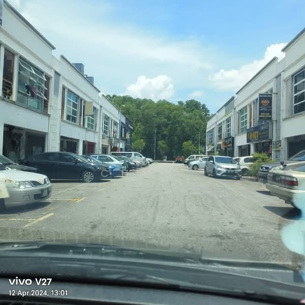 Shop / Office for Sale in Taman Balakong Jaya (Balakong) - Chan . - Exterior - PropertyGuru.com.my