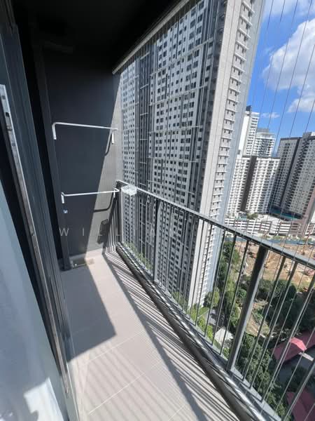 Kediaman Servis untuk Disewa di M Arisa - William Lim - Balcony - PropertyGuru.com.my