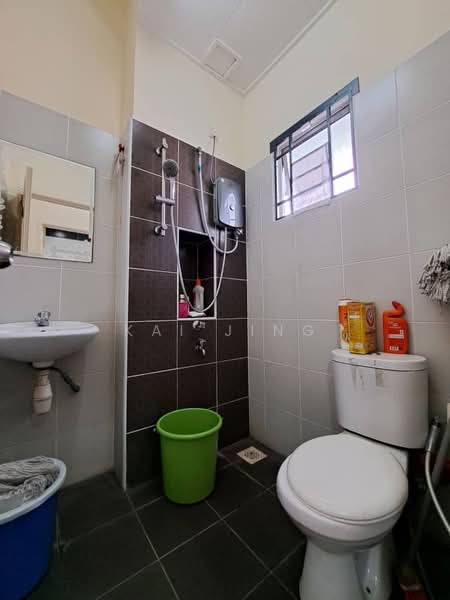 Rumah Teres 2 Tingkat untuk Dijual di Gelang Patah (Johor) - Kai Jing - Bathroom - PropertyGuru.com.my