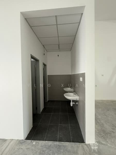 Shop for Rent in Bandar Dato Onn (Tebrau) - Ying Xuan - Bathroom - PropertyGuru.com.my