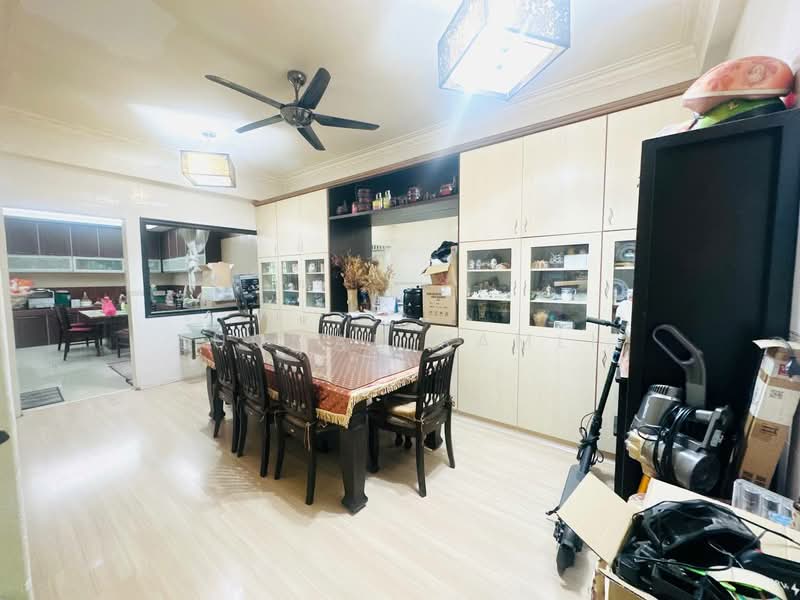 Semi-Detached House for Sale in Taman Taming Jaya (Balakong) - Luqman Ramli - Dining Room - PropertyGuru.com.my