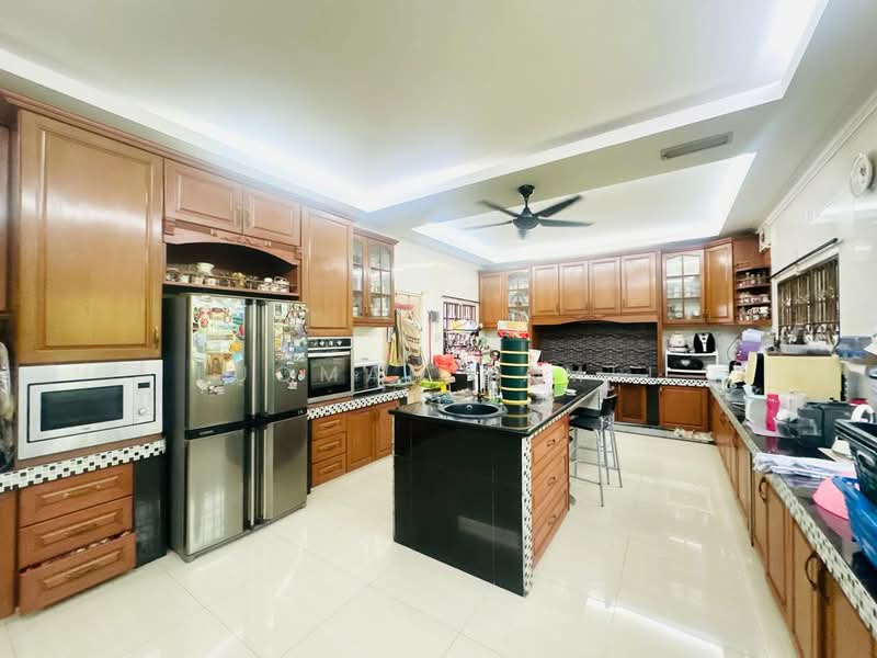 Semi-Detached House for Sale in Taman Taming Jaya (Balakong) - Luqman Ramli - Kitchen - PropertyGuru.com.my