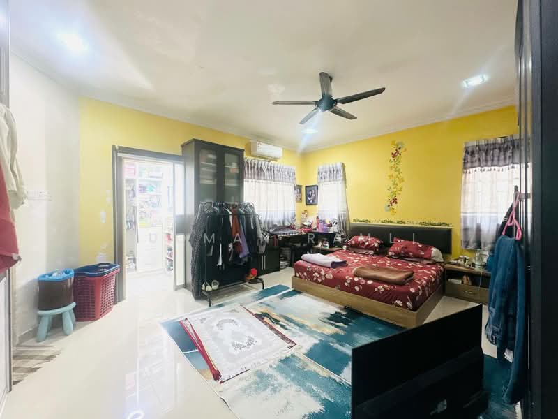 Semi-Detached House for Sale in Taman Taming Jaya (Balakong) - Luqman Ramli - Bedroom - PropertyGuru.com.my