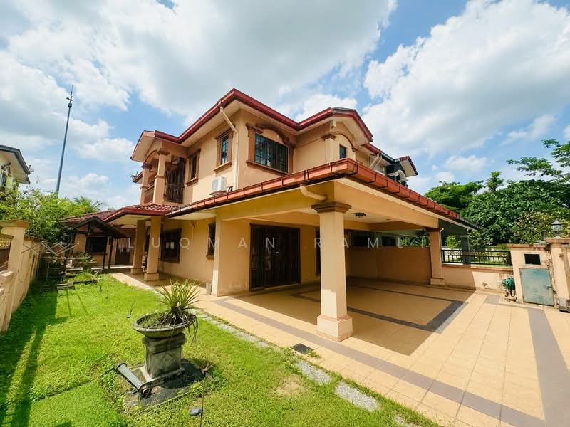 Semi-Detached House for Sale in Taman Taming Jaya (Balakong) - Luqman Ramli - Exterior - PropertyGuru.com.my