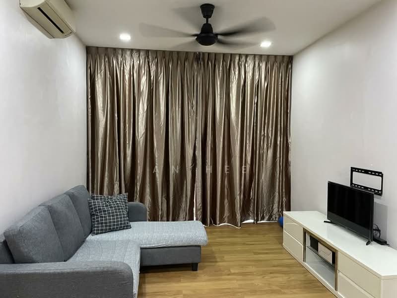Kondominium untuk Dijual di Kiara Residence (Residensi Kiara Jalil 1) - Ian Hee - Living Room - PropertyGuru.com.my