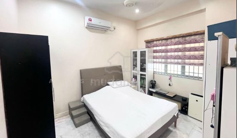 Rumah Teres 1 Tingkat untuk Dijual di Taman Canning (Ipoh) - Ainsley Thong - Bedroom - PropertyGuru.com.my