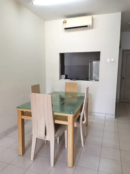 Kondominium untuk Disewa di Angkasa Condominiums - Earon Chong - Dining Room - PropertyGuru.com.my