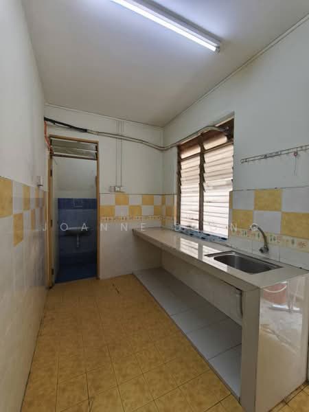 Apartment for Rent at Mentari Court - Joanne Diong - Kitchen - PropertyGuru.com.my