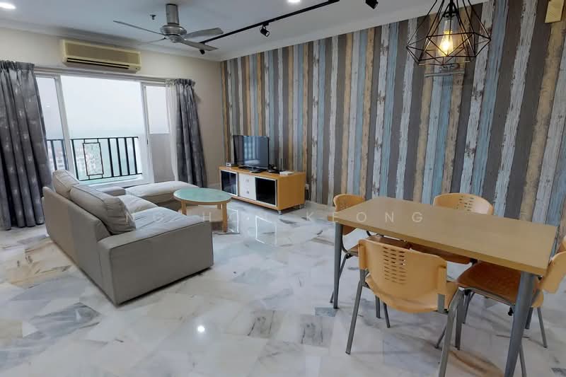 Servis Apartment untuk Dijual di Holiday Place (D-Villa Residence) - Ng Hon Keong - Living Room - PropertyGuru.com.my