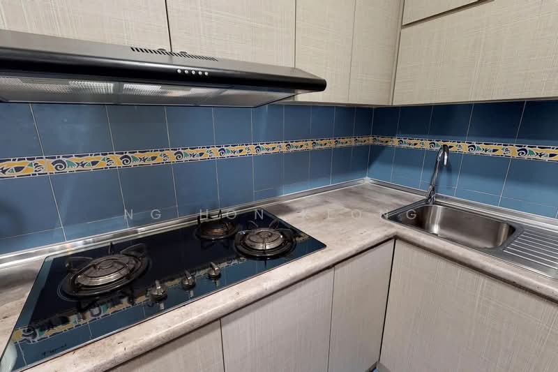 Servis Apartment untuk Dijual di Holiday Place (D-Villa Residence) - Ng Hon Keong - Kitchen - PropertyGuru.com.my