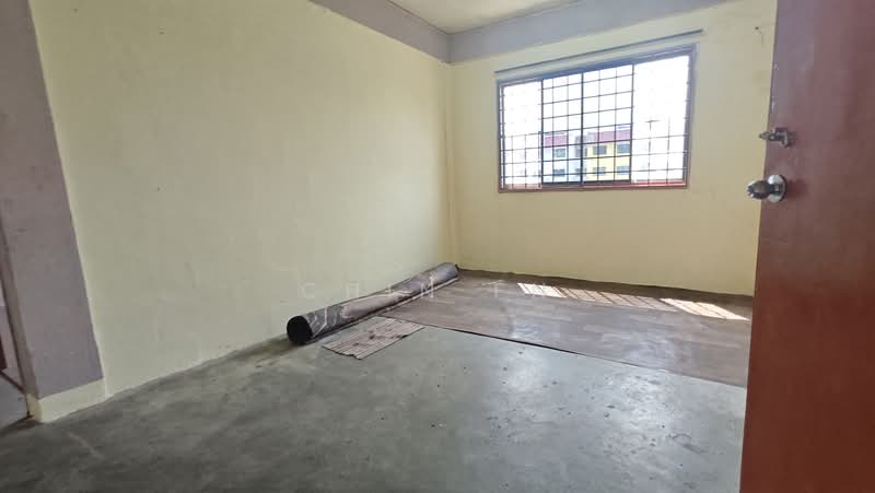 Rumah Flat untuk Dijual di Rumah Pangsa Batu Berendam - CHIN FN - Interior - PropertyGuru.com.my