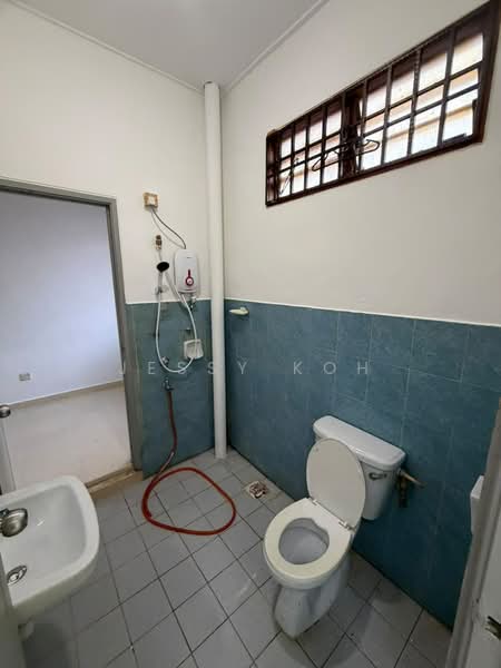 2-storey Terraced House for Rent in Johor Bahru (Johor) - Jessy Koh - Bathroom - PropertyGuru.com.my