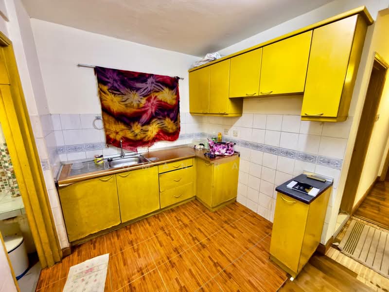 Condominium for Sale at Pantai Hillpark 2 - Luqman Ramli - Kitchen - PropertyGuru.com.my